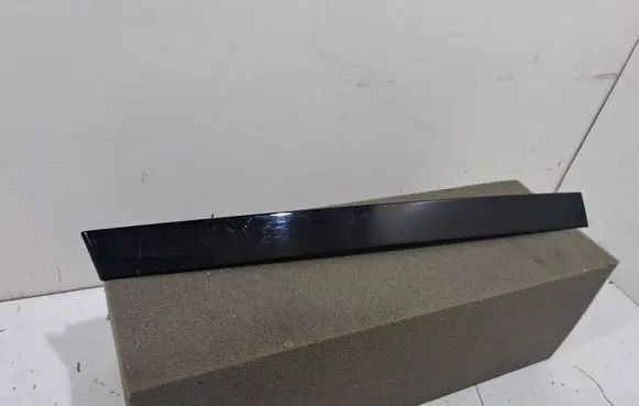 Mercedes-Benz C AMG W205 Rear door window/glass frame A20573002