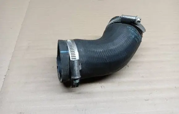 Volkswagen PASSAT B7 Intercooler hose/pipe 1K0145838AF R123748