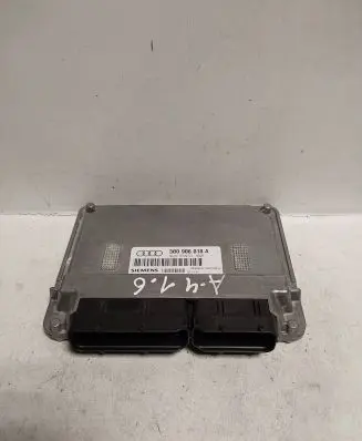 Audi A4 S4 B5 8D Engine control unit/module 3B0906018A 5WP4331206