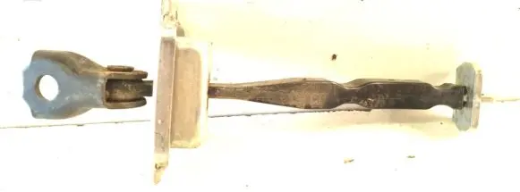 Nissan X-Trail T32 Front door check strap stopper