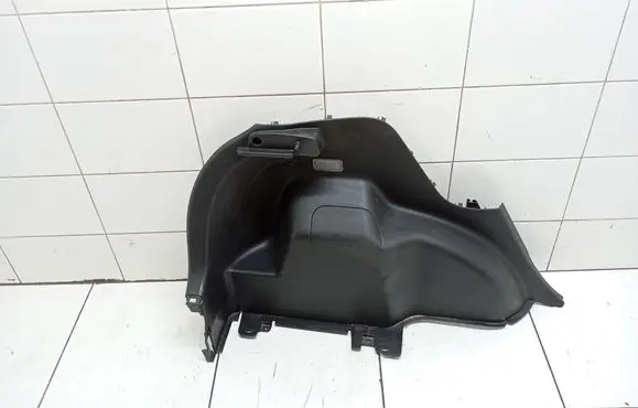 Toyota Yaris Trunk/boot lower side trim panel 6474052370 6474052390 6471552280
