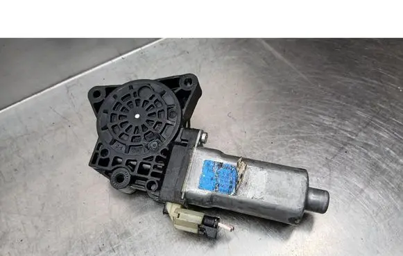 KIA Carens II Rear door window regulator motor KIASILNICZEK