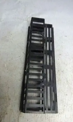 Mercedes-Benz E W211 Fuse box cover A2115450983