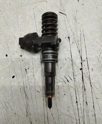 Fuel injector