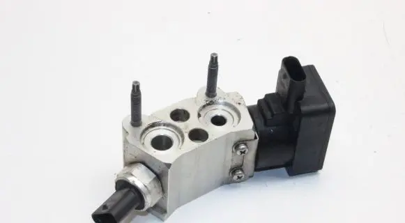 Mercedes-Benz EQC Air conditioning (A/C) expansion valve A2938301601