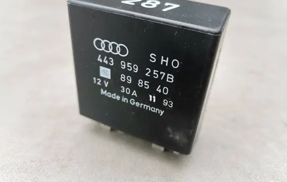 Audi 100 200 5000 C3 Window control relay 443959257B 898540