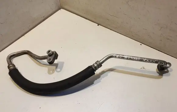 Nissan X-Trail T30 Air conditioning (A/C) pipe/hose