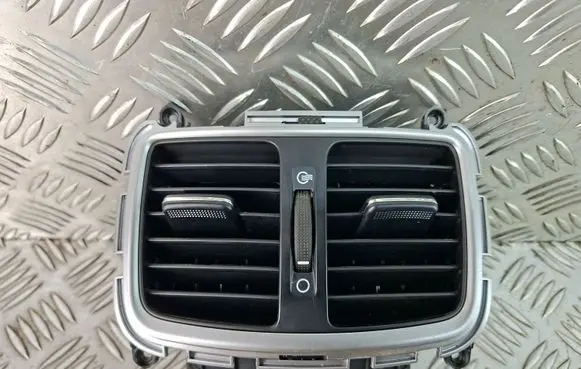 Hyundai Tucson TL Rear air vent grill 97040D7000
