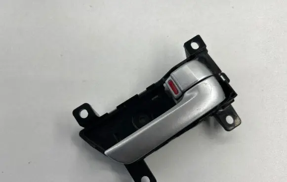 KIA Sorento Front door interior handle 826232p000