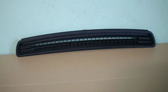 Nissan Qashqai Dashboard air vent grill cover trim 