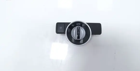 Mercedes-Benz B W246 W242 Light switch A2129050551