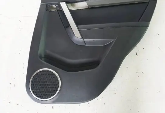 Chevrolet Captiva Rear door card panel trim