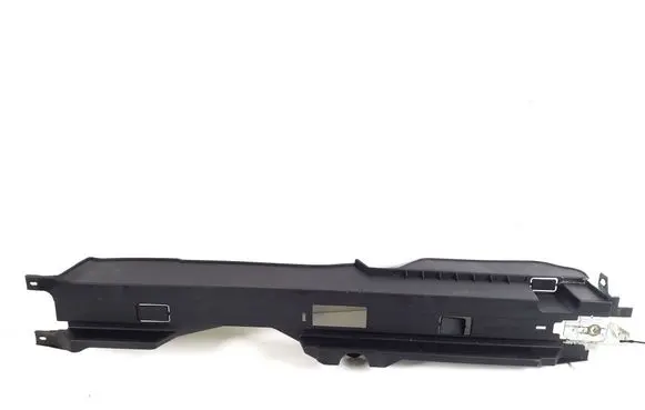 Mercedes-Benz ML W164 Other trunk/boot trim element A1646800131