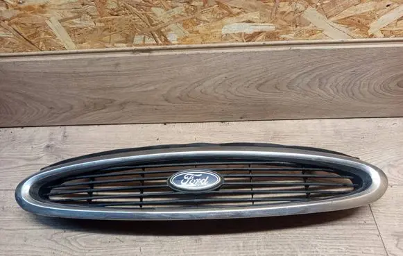 Ford Mondeo MK I Front bumper upper radiator grill 97BG8A133