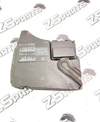 BMW 7 E38 Fuse box cover 1747665 12901747665 1702625