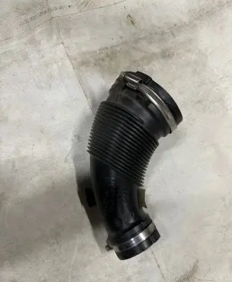 Audi A4 S4 B9 Air intake duct part 04L129661D