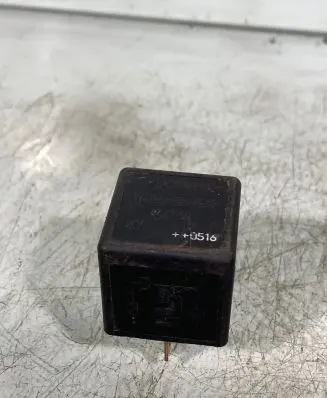 Volvo V70 Other relay 9441160