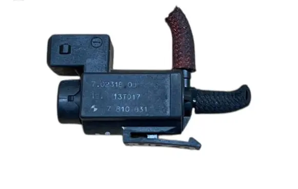 BMW 6 F06 Gran coupe Turbo solenoid valve 7810831 70231800