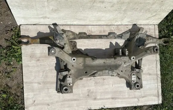 Peugeot 407 Front subframe 9650769910