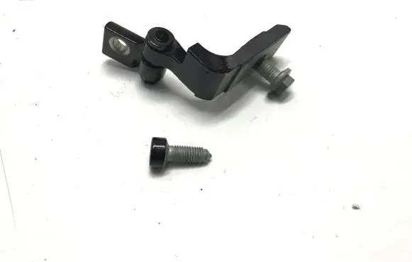 BMW 2 F44 Rear door lower hinge 7246064