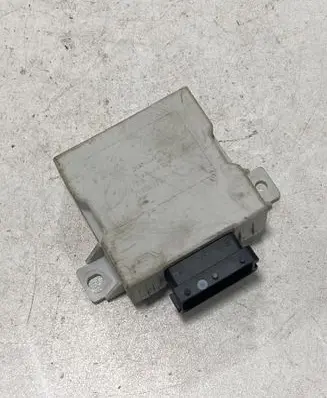Toyota Avensis T250 Window wiper relay 150696 8K0919711