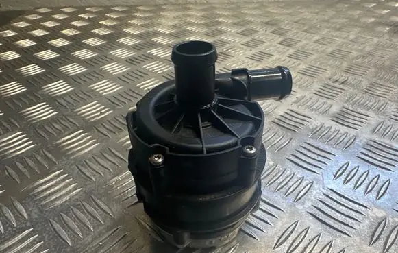 Cupra Formentor Electric auxiliary coolant/water pump 0392024003 02106092003 04L965567