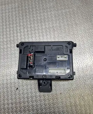 Renault Modus Comfort/convenience module 8200652285 00719461 281181253A