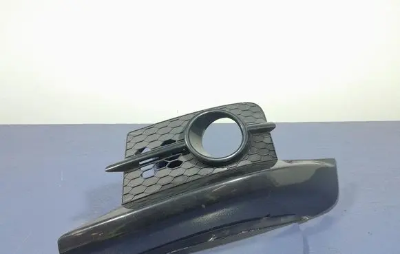 Suzuki Swift I Front bodywork piece 7178157K1