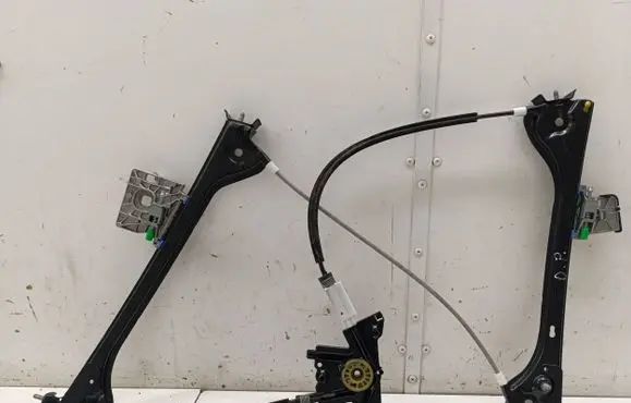 Mercedes-Benz SLK R172 Front door electric window regulator A1727200246