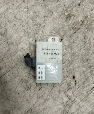Audi A4 S4 B5 8D Immobilizer control unit/module 8D0953234