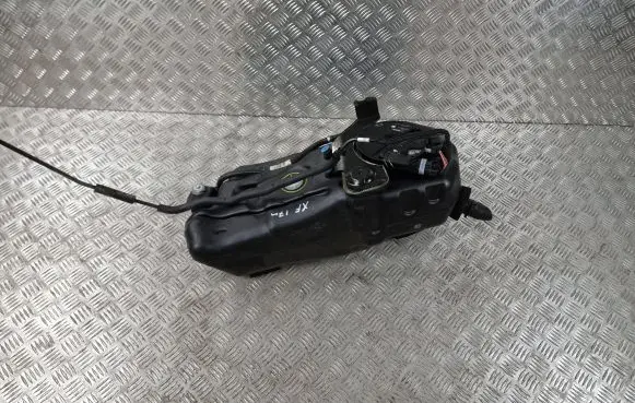 Jaguar XF X260 AdBlue liquid reservoir X7601605161118
