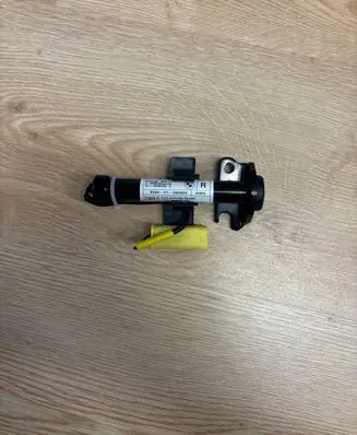 BMW 7 G11 G12 Bonnet Pedestrian Airbag Actuator 7347406