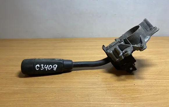 Mercedes-Benz E W212 Wiper speed switch 2085450010 C3409