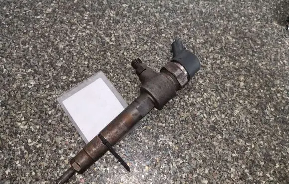 Alfa Romeo 156 Fuel injector 0445110119