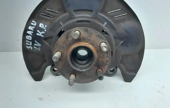 Subaru XV I Front wheel hub