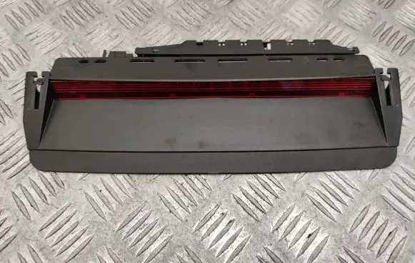 Volkswagen PASSAT CC Third/center stoplight 3C8945087B