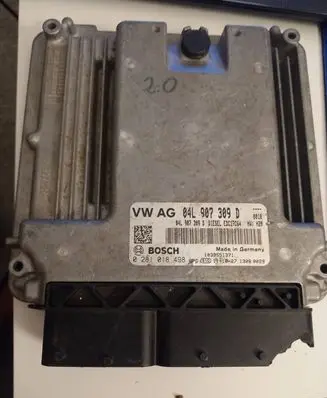 Skoda Octavia Mk2 (1Z) Engine control unit/module 04L907309D