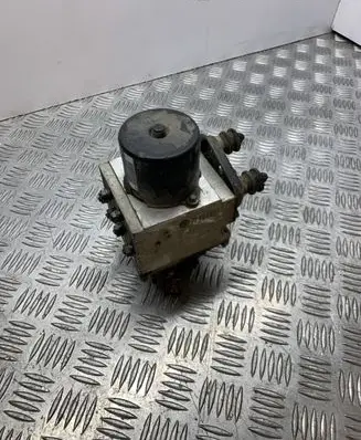 Volkswagen PASSAT B6 ABS Pump 3C0614109P