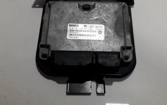Jeep Grand Cherokee (WJ) Engine control unit/module p56041587ab 0281011232