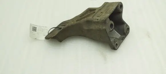Land Rover Range Rover Sport L320 Engine mounting bracket AH226037BA