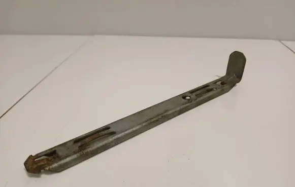 Volvo XC90 Headlight/headlamp mounting bracket 8637182 089028052
