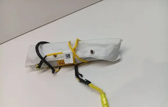 Toyota Yaris Seat airbag 10228963 739100D061 153302816