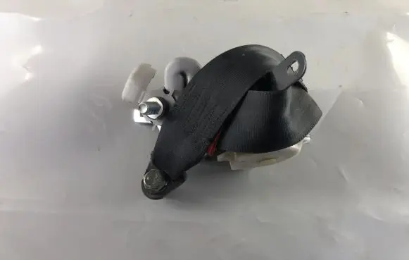 Mitsubishi Pajero Pinin Rear seatbelt