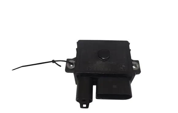 BMW 1 E81 E87 Glow plug pre-heat relay 779800003