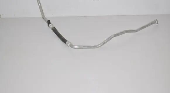 BMW 2 F46 Air conditioning (A/C) pipe/hose 6832950 64536832950