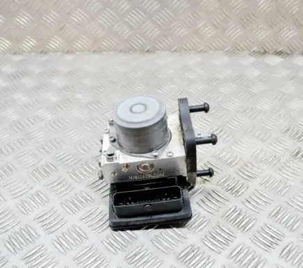 Mercedes-Benz E W213 ABS Pump A2134311601 A006E327