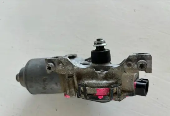 Toyota Hilux (AN10, AN20, AN30) Front wiper linkage and motor 85110-0K060