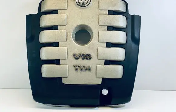 Volkswagen Touareg I Engine cover (trim) 07Z103935F