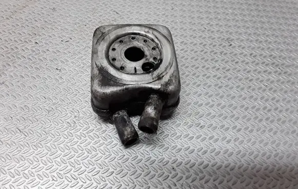 Audi A6 S6 C4 4A Oil filter mounting bracket