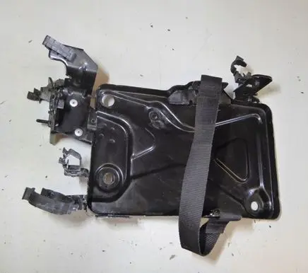 Fiat 500X Battery tray 51974147